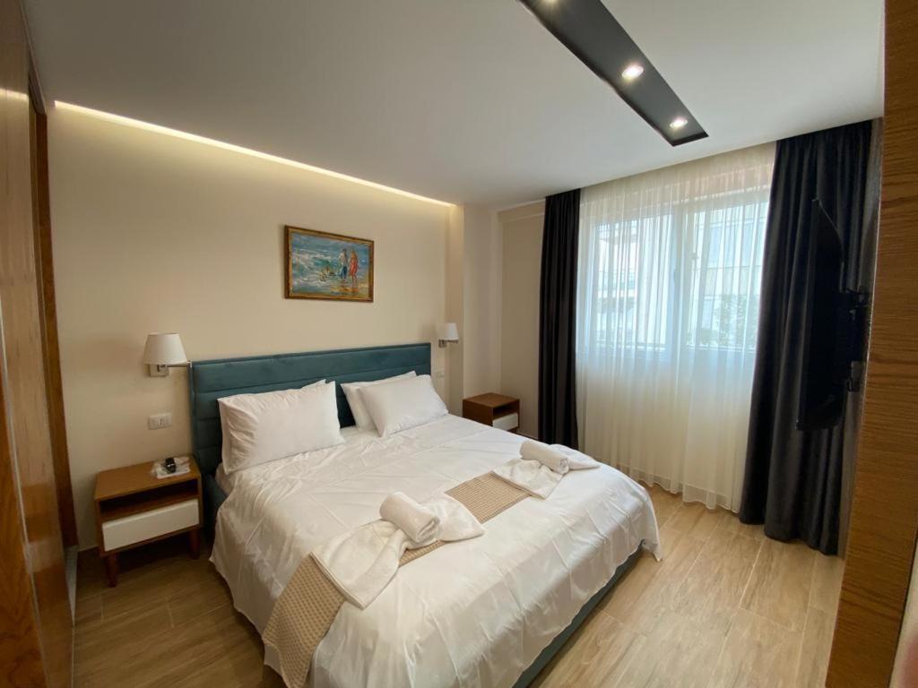 Milenium Hotel Shengjin Ngoại thất bức ảnh